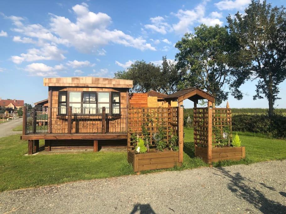 Couple's With Hot Tub Holiday home *
